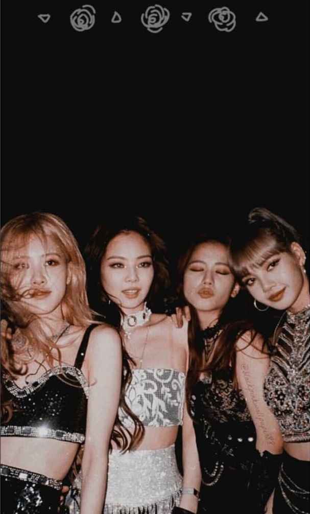 Blackpink, Lisa, And Rose Image - Blackpink Coachella Wallpaper Hd , HD Wallpaper & Backgrounds