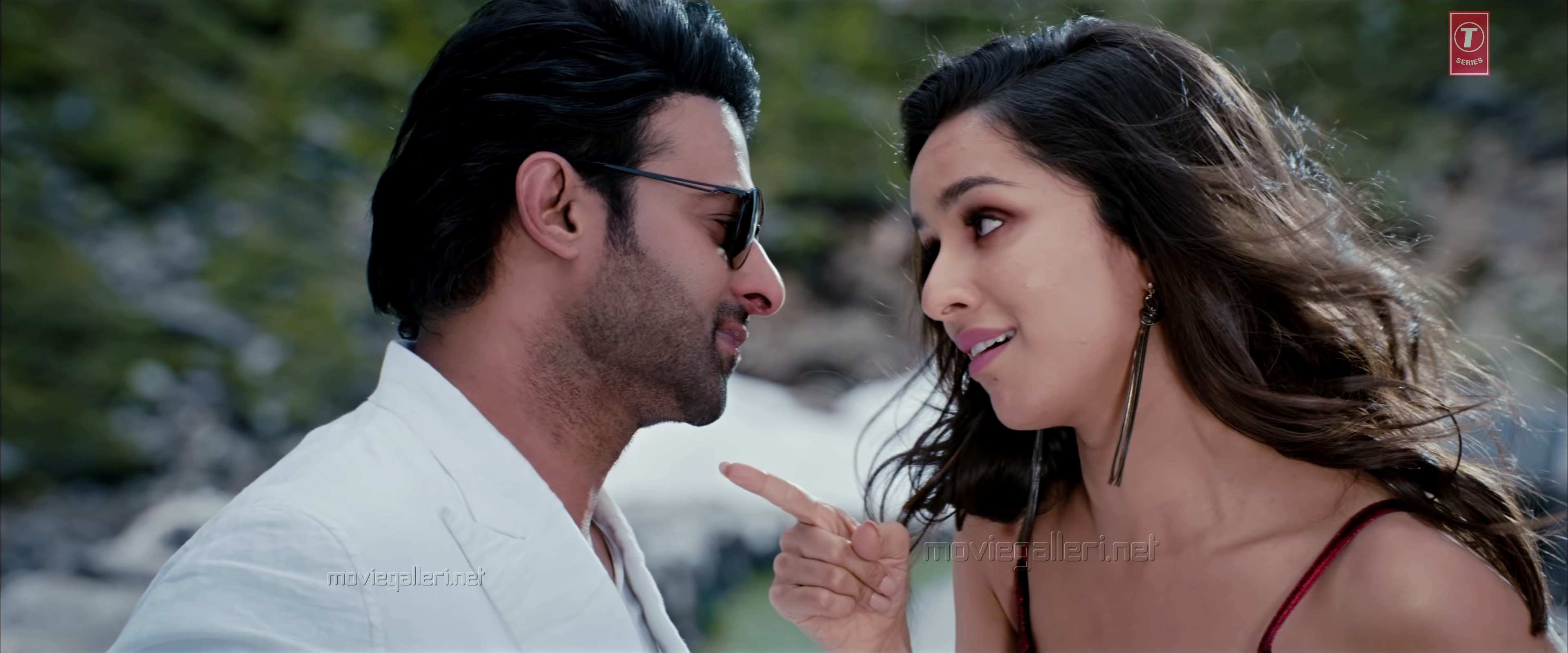 Saaho Movie Images Hd Photos Prabhas Shraddha Kapoor - Shraddha Kapoor From Saaho Movie , HD Wallpaper & Backgrounds