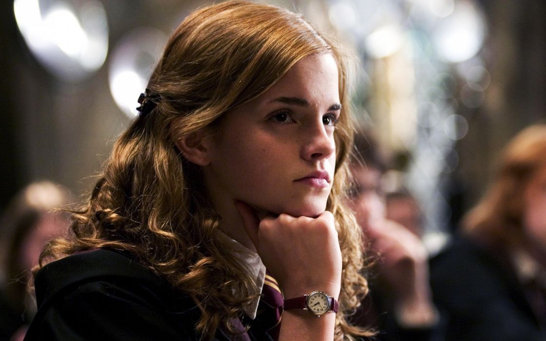 Hermione Emma Watson Wallpaper - Emma Watson Hermione , HD Wallpaper & Backgrounds