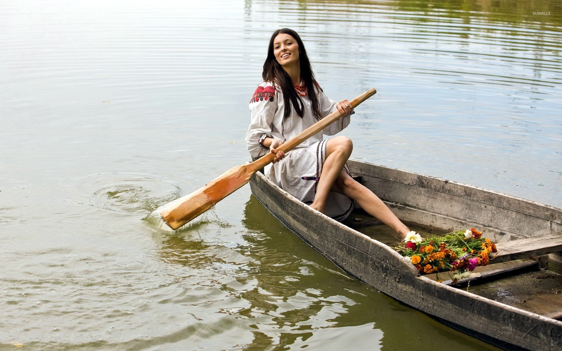 Girl On A Boat , HD Wallpaper & Backgrounds