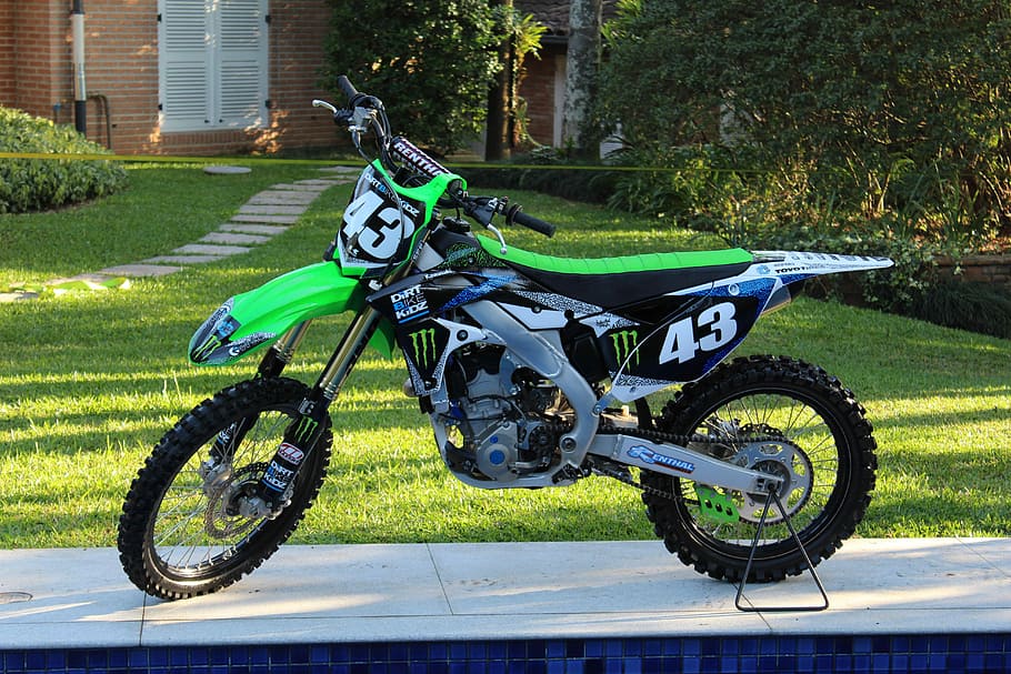 Black And Green Motocross Dirt Bike, Kawasaki, Kx250f, - Kawasaki Kx250f Monster Energy , HD Wallpaper & Backgrounds