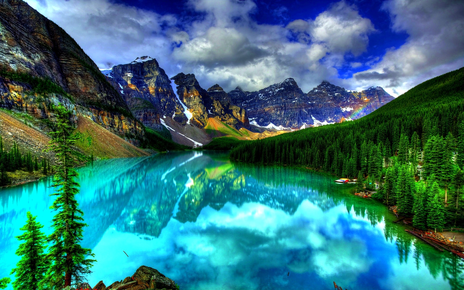 Most Beautiful Places In The World Hd Wallpaper - Moraine Lake , HD Wallpaper & Backgrounds