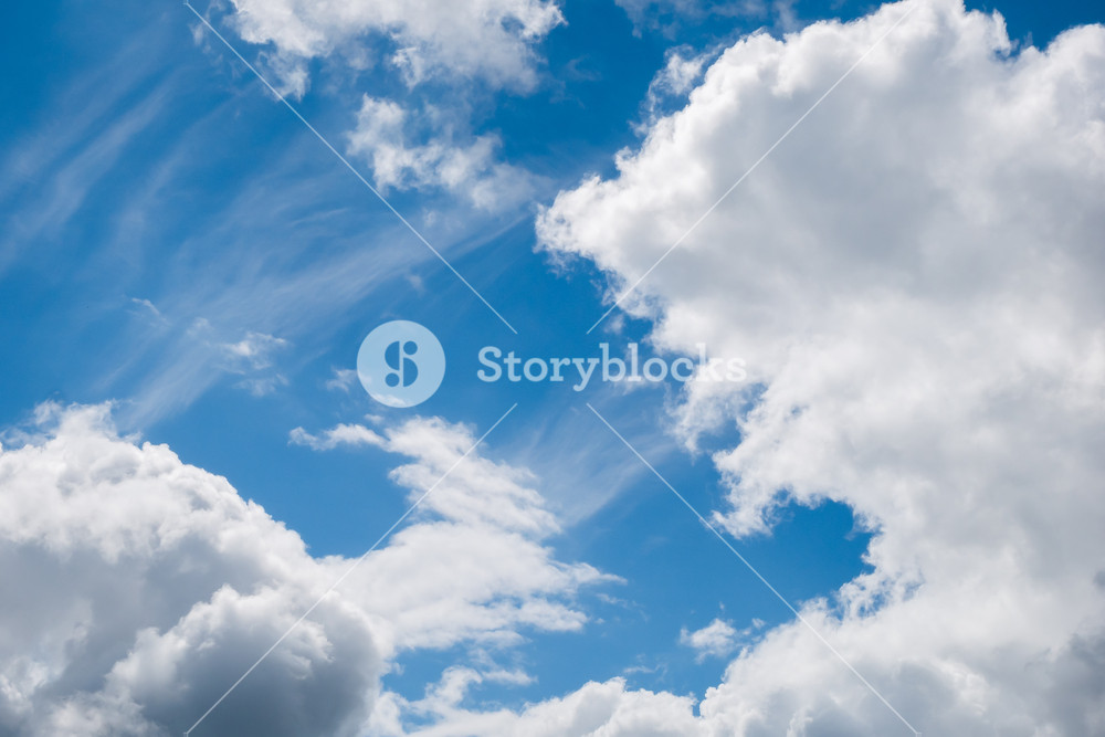 White Fluffy And Fleecy Clouds Against Bright Blue - Cumulus , HD Wallpaper & Backgrounds