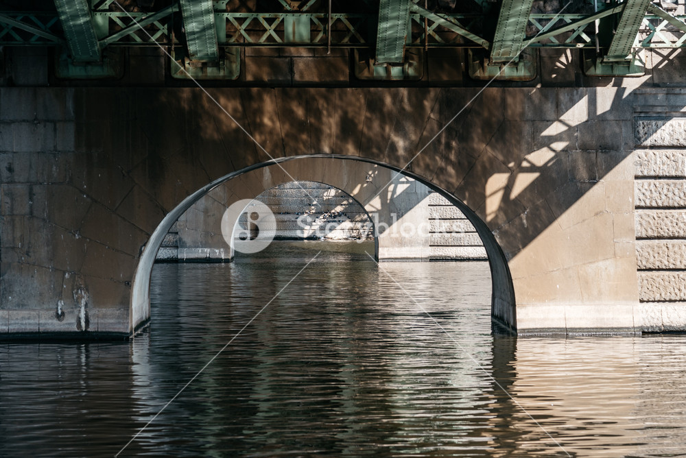 View Under The Bridge On River - Reflection , HD Wallpaper & Backgrounds