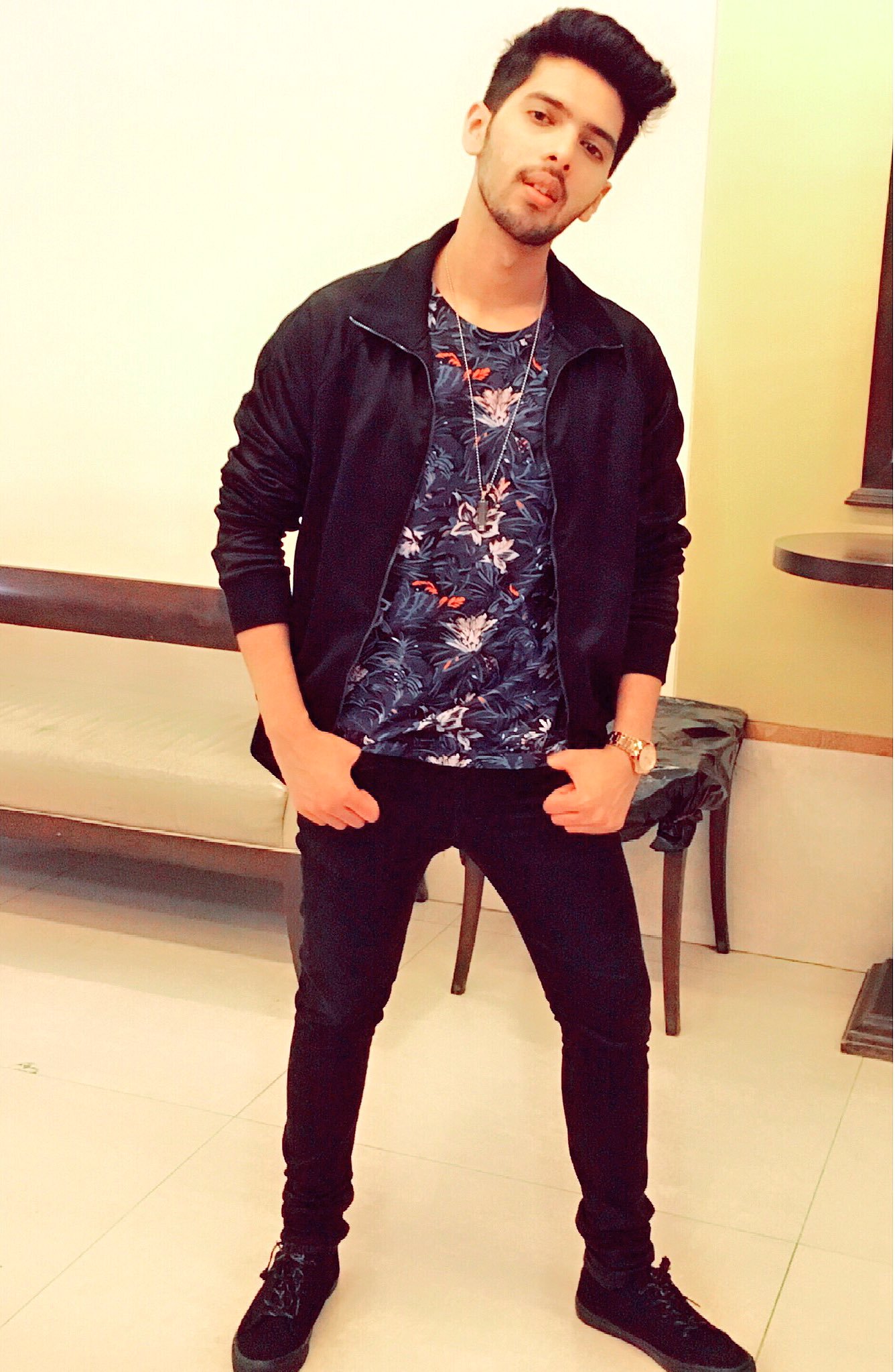 Armaan Malikverified Account - Armaan Malik , HD Wallpaper & Backgrounds