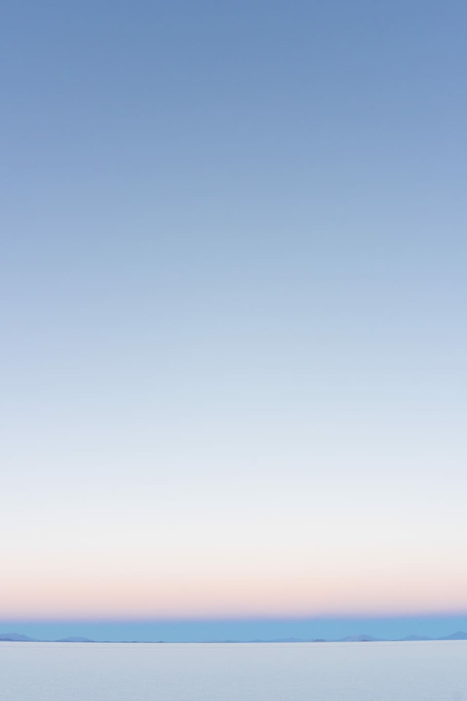 Sunrise In The Salar De Uyuni, Blue Sky, Sunset, Horizon, - Salar De Uyuni Wallpaper Iphone , HD Wallpaper & Backgrounds