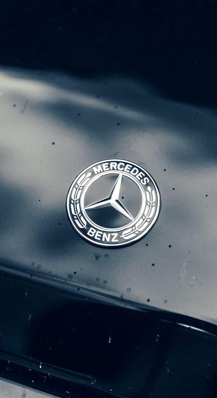 Chrome Steel Mercedes Benz Emblem, Trademark, Symbol, - Mercedes Logo Wallpaper 4k , HD Wallpaper & Backgrounds