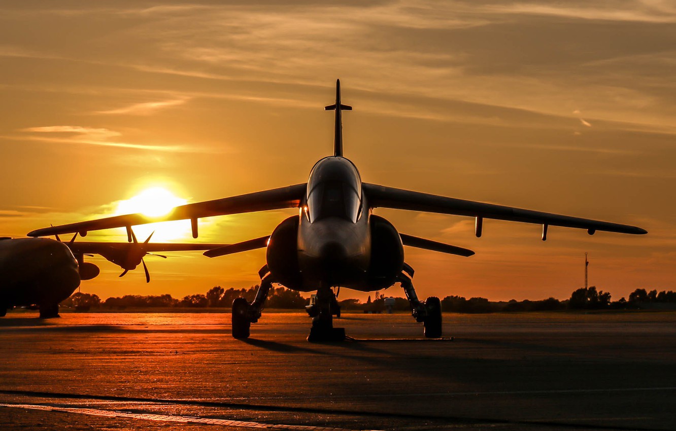 Photo Wallpaper Dawn, Attack, The Airfield, Jet, Easy, - Alpha Jet , HD Wallpaper & Backgrounds