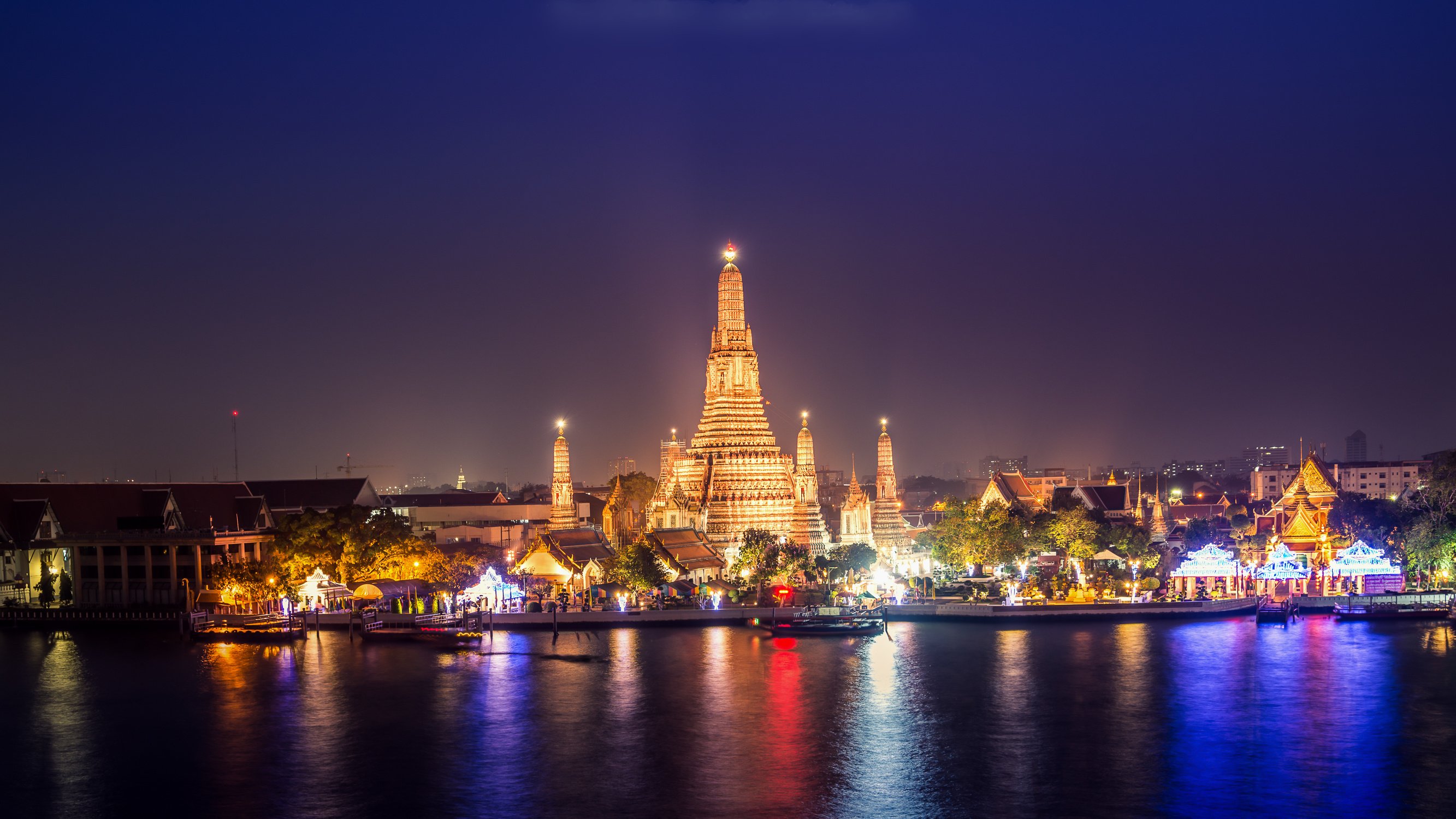 Bangkok Sunset Thailand Wallpaper - Wat Arun Ratchawararam Ratchawaramahawihan , HD Wallpaper & Backgrounds