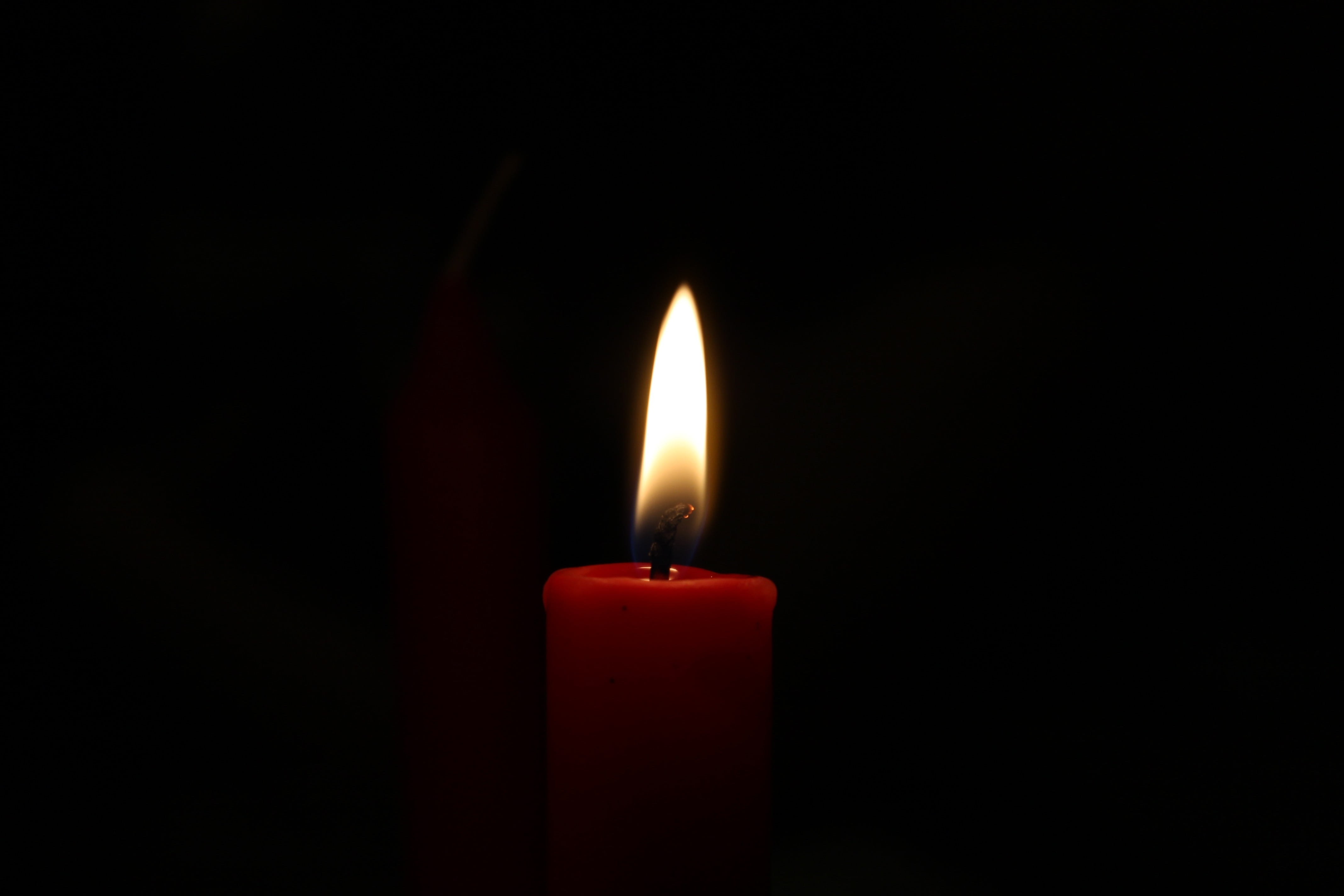 Black Background With Candle , HD Wallpaper & Backgrounds