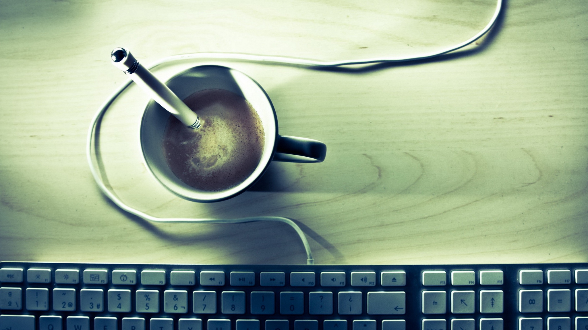 Wallpaper Coffee, Keyboard, Desk - 2560 X 1440 Cafe , HD Wallpaper & Backgrounds