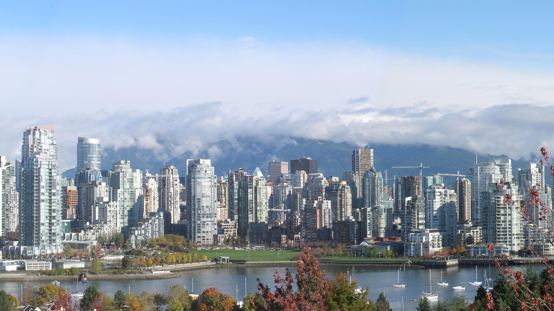 Vancouver Skyline 2017 , HD Wallpaper & Backgrounds