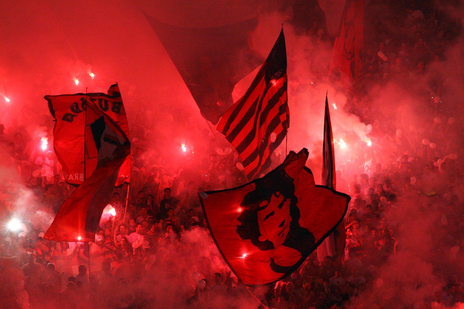 Wallpaper Flamengo Hd - Torcida Flamengo , HD Wallpaper & Backgrounds