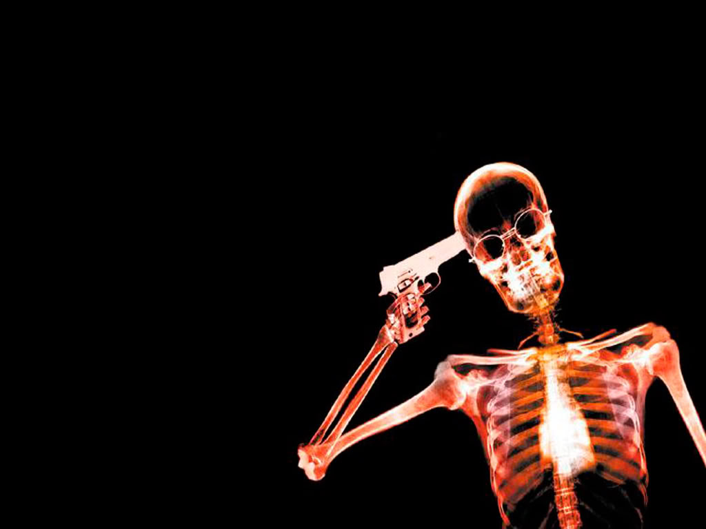 Страдающий скелет. Скелет человека фон. Скелет человека на черном фоне. Крутой скелет.