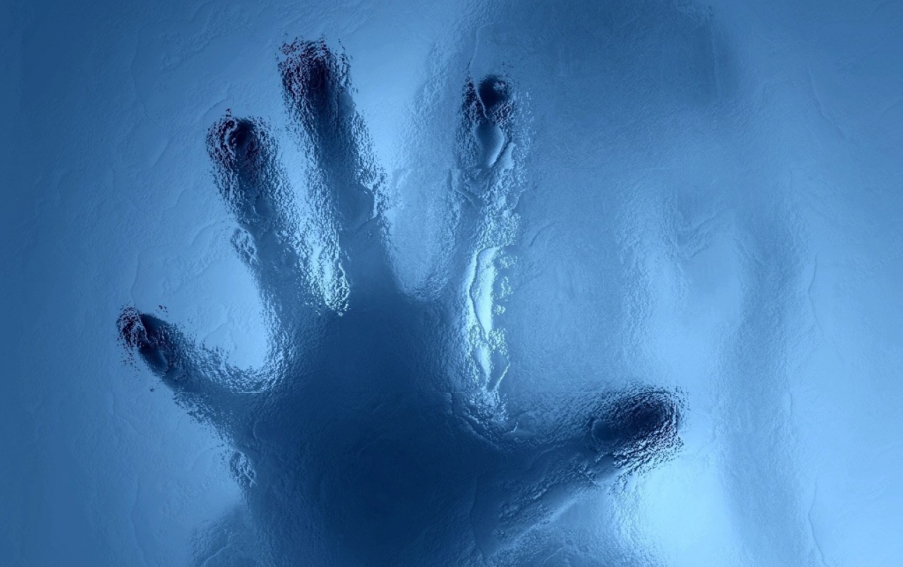 Blue Hand Wallpapers - Hand Behind Glass , HD Wallpaper & Backgrounds