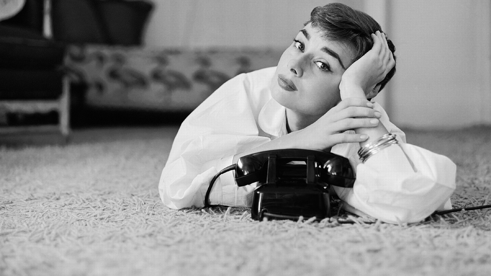 Audrey Hepburn Hd Wallpaper Hd Wallpapers , HD Wallpaper & Backgrounds