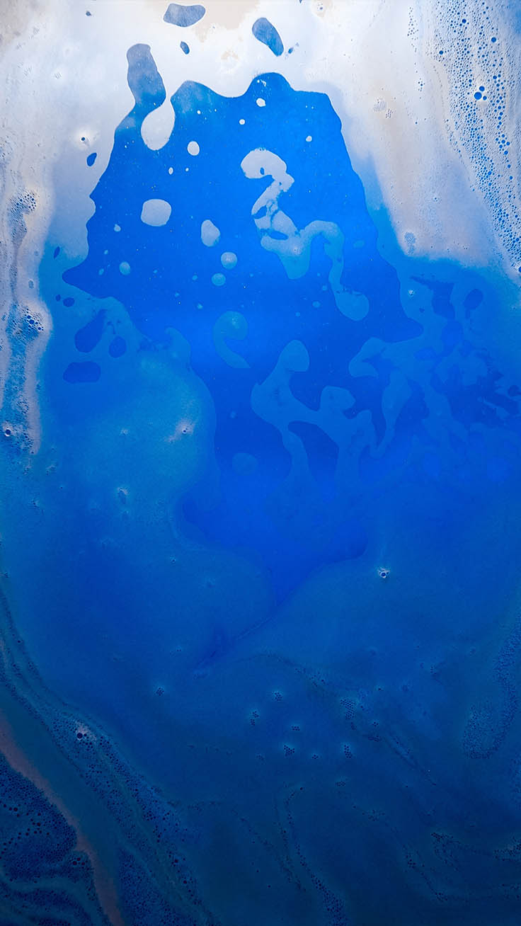 Blue Water Wallpaper - Iphone Xr Wallpapers For Blue , HD Wallpaper & Backgrounds
