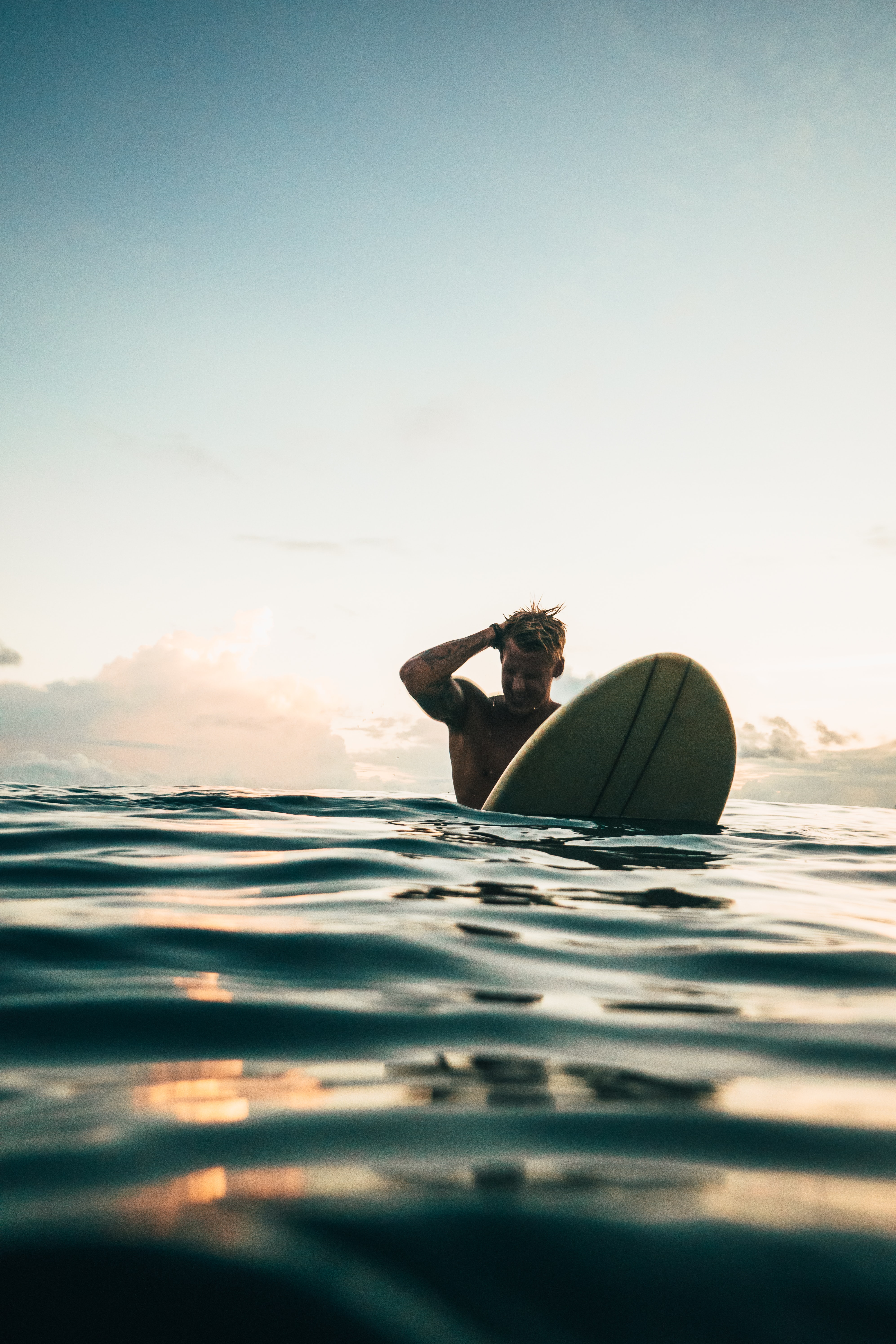 Surfer Sunset , HD Wallpaper & Backgrounds