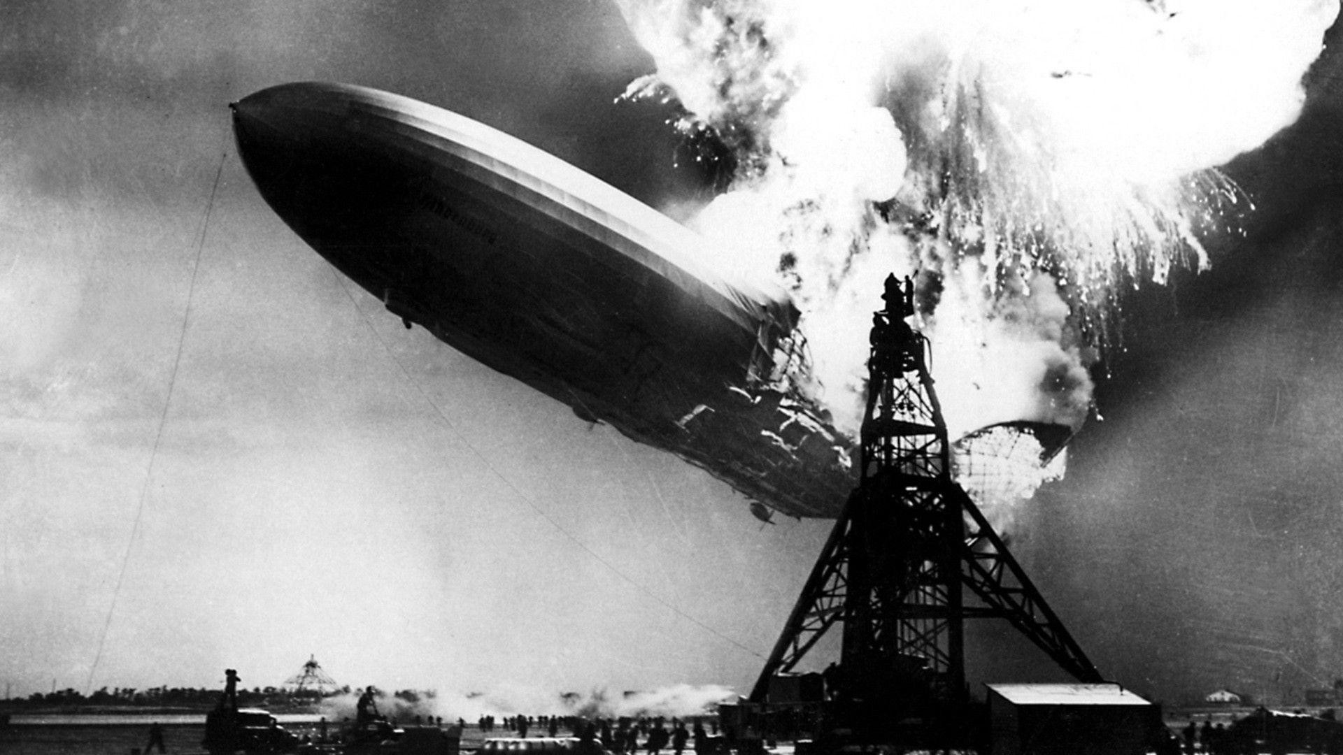 Wallpapers For > Led Zeppelin Wallpaper Airplane 
 - Hindenburg Disaster , HD Wallpaper & Backgrounds