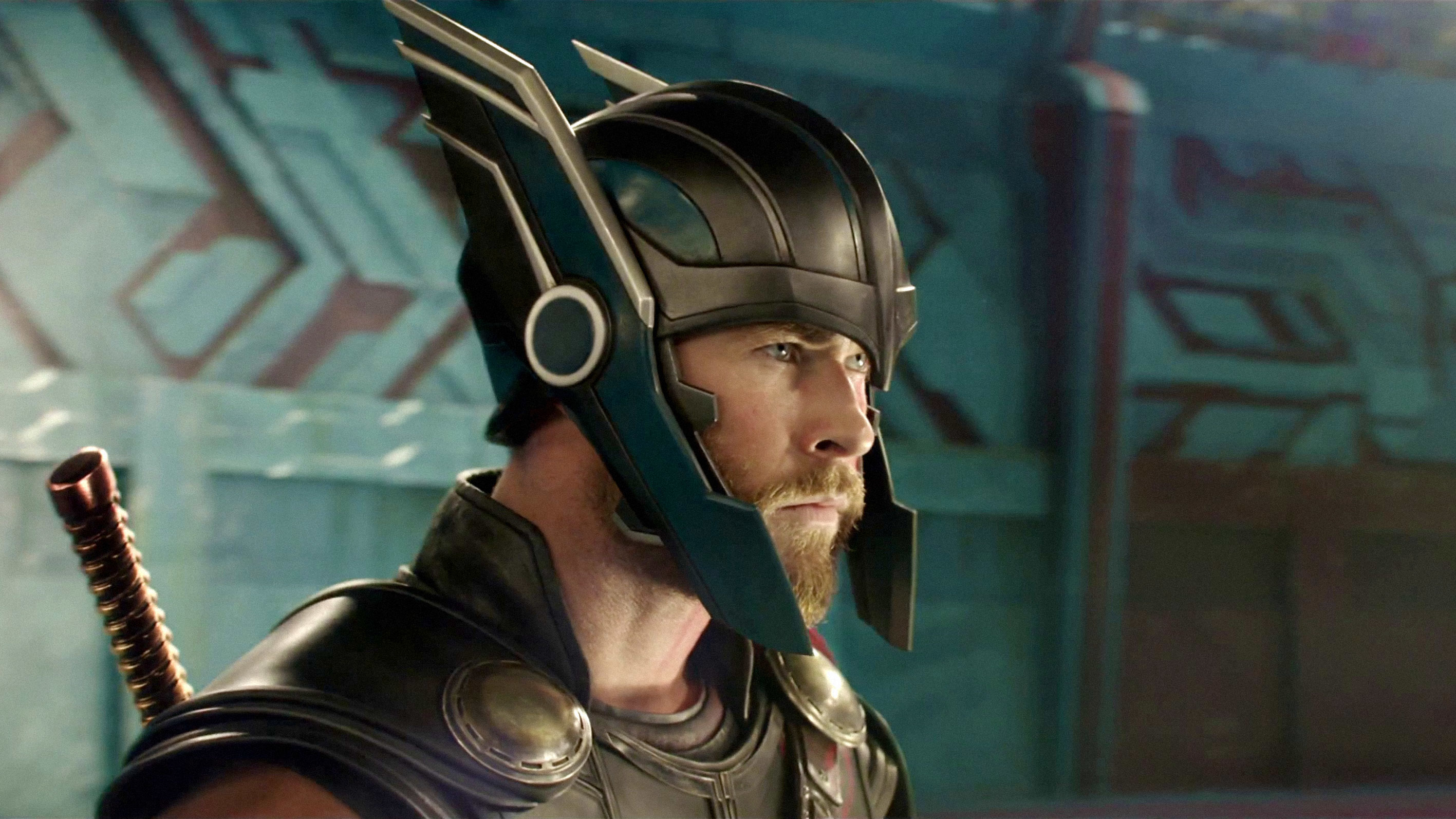 Thor Ragnarok Thor Helmet , HD Wallpaper & Backgrounds
