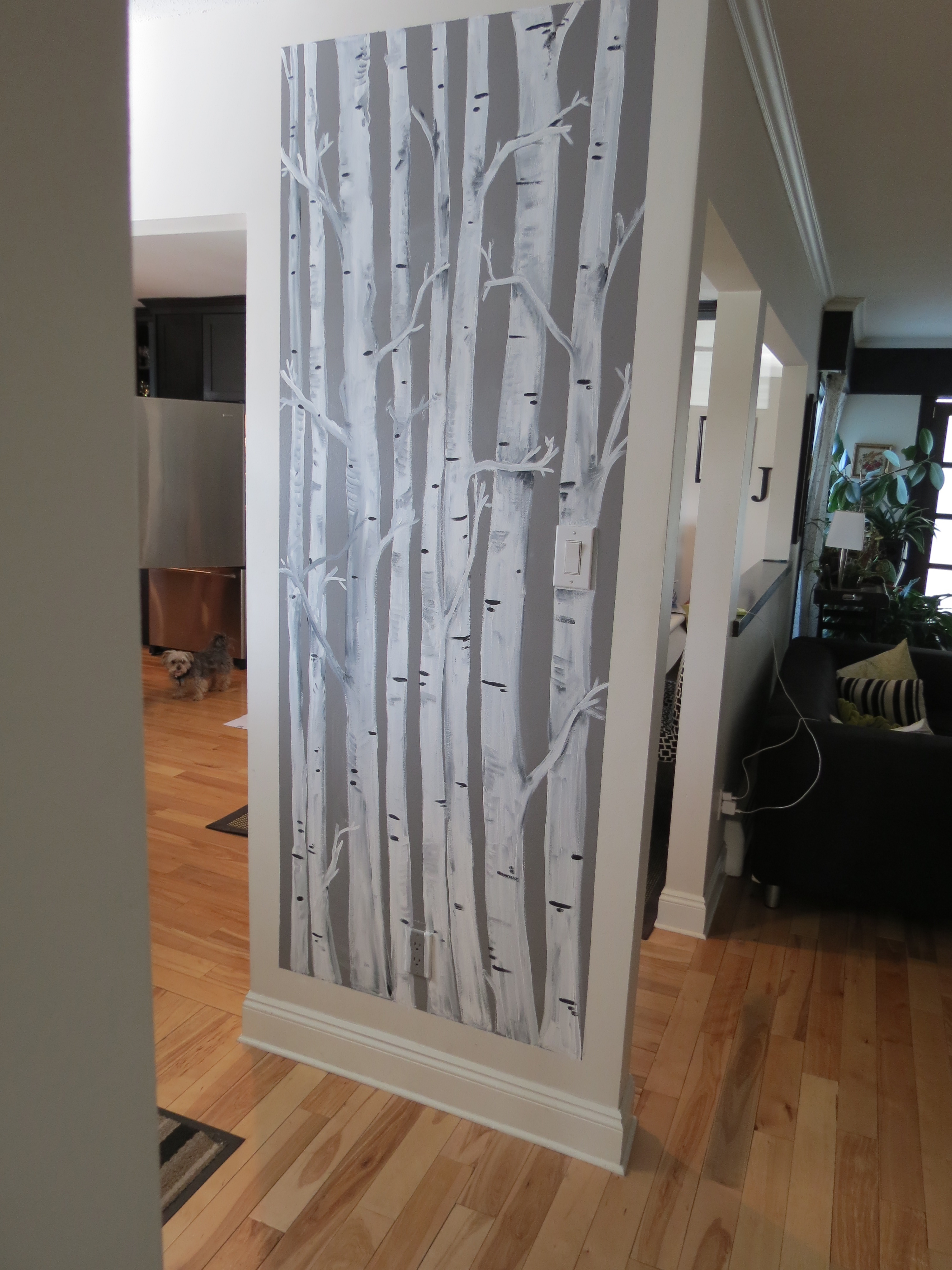 Black And White Birch Tree Wallpaper - Accent Wall Trees Painted , HD Wallpaper & Backgrounds