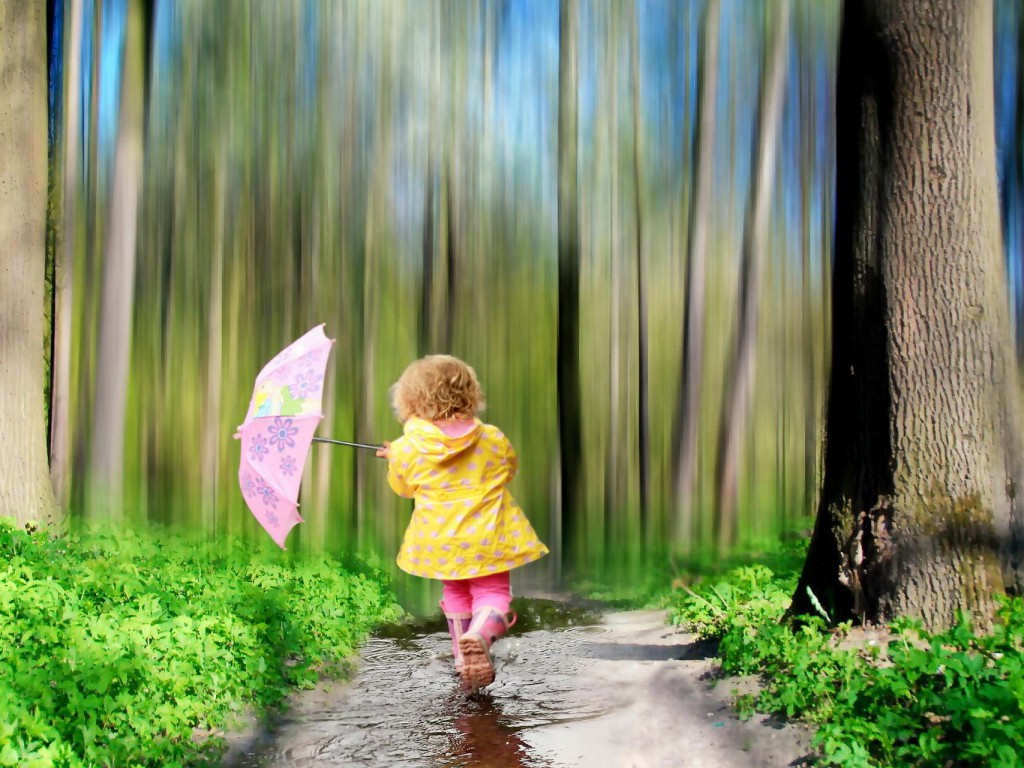 Cute Little Girl Hd Rainy Day Wallpaper - Cute Rain Images Hd , HD Wallpaper & Backgrounds