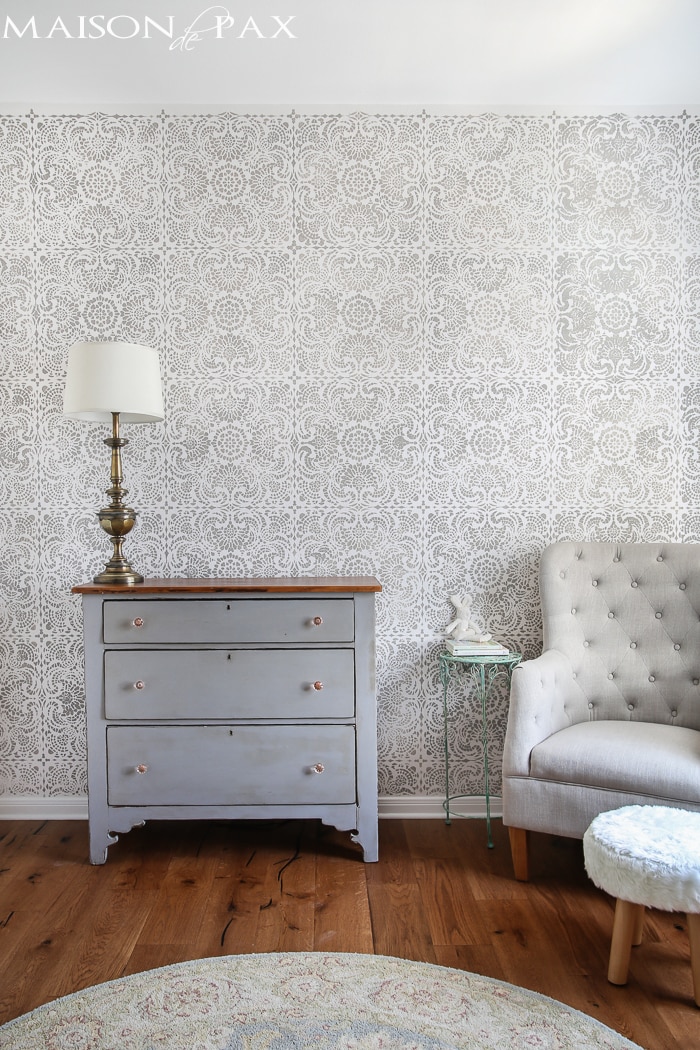 What A Gorgeous Accent Wall This Wall Stencil Gives - Diy Accent Paint Wall , HD Wallpaper & Backgrounds