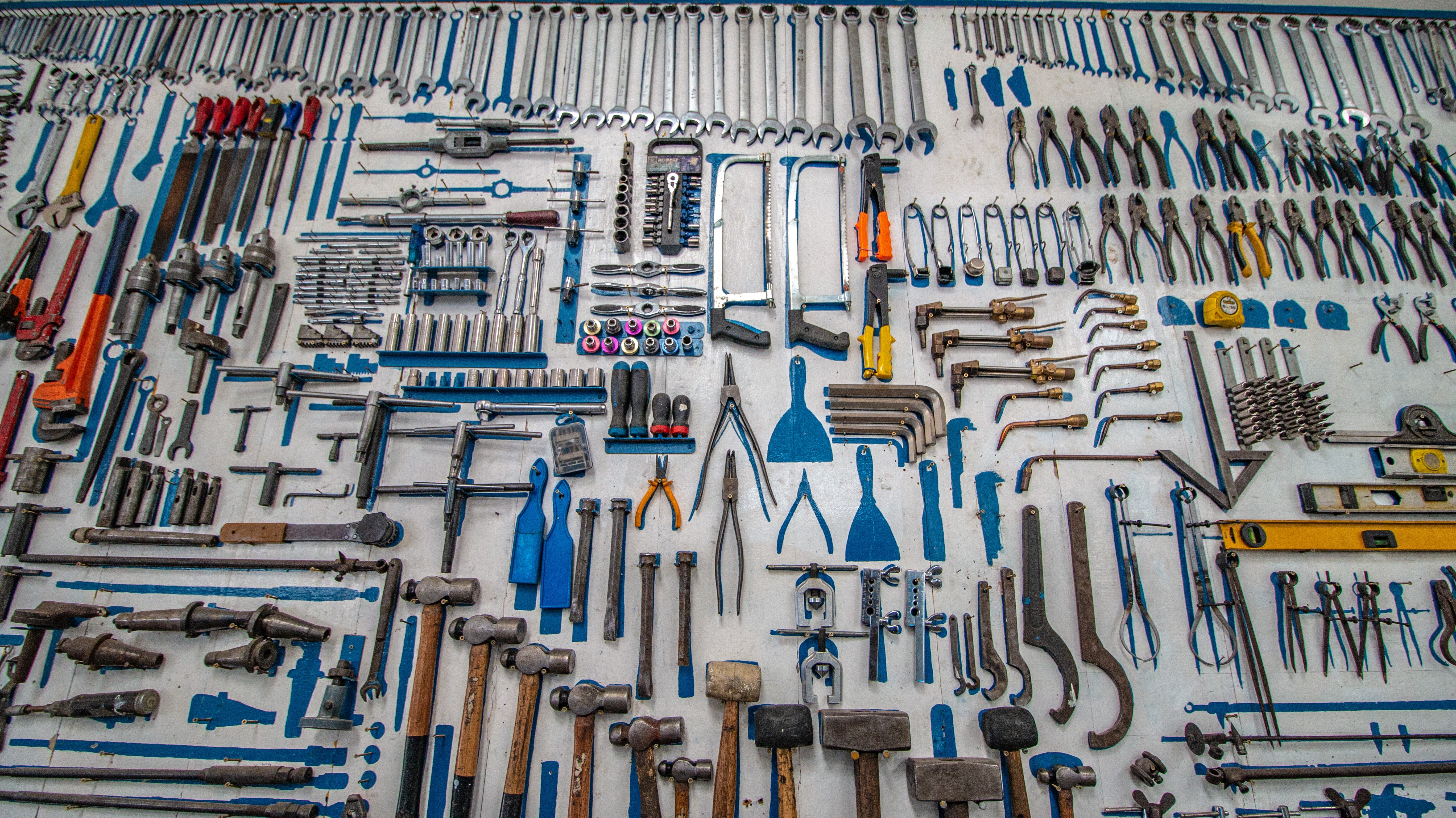 New Tools (2957673) HD Wallpaper & Backgrounds Download