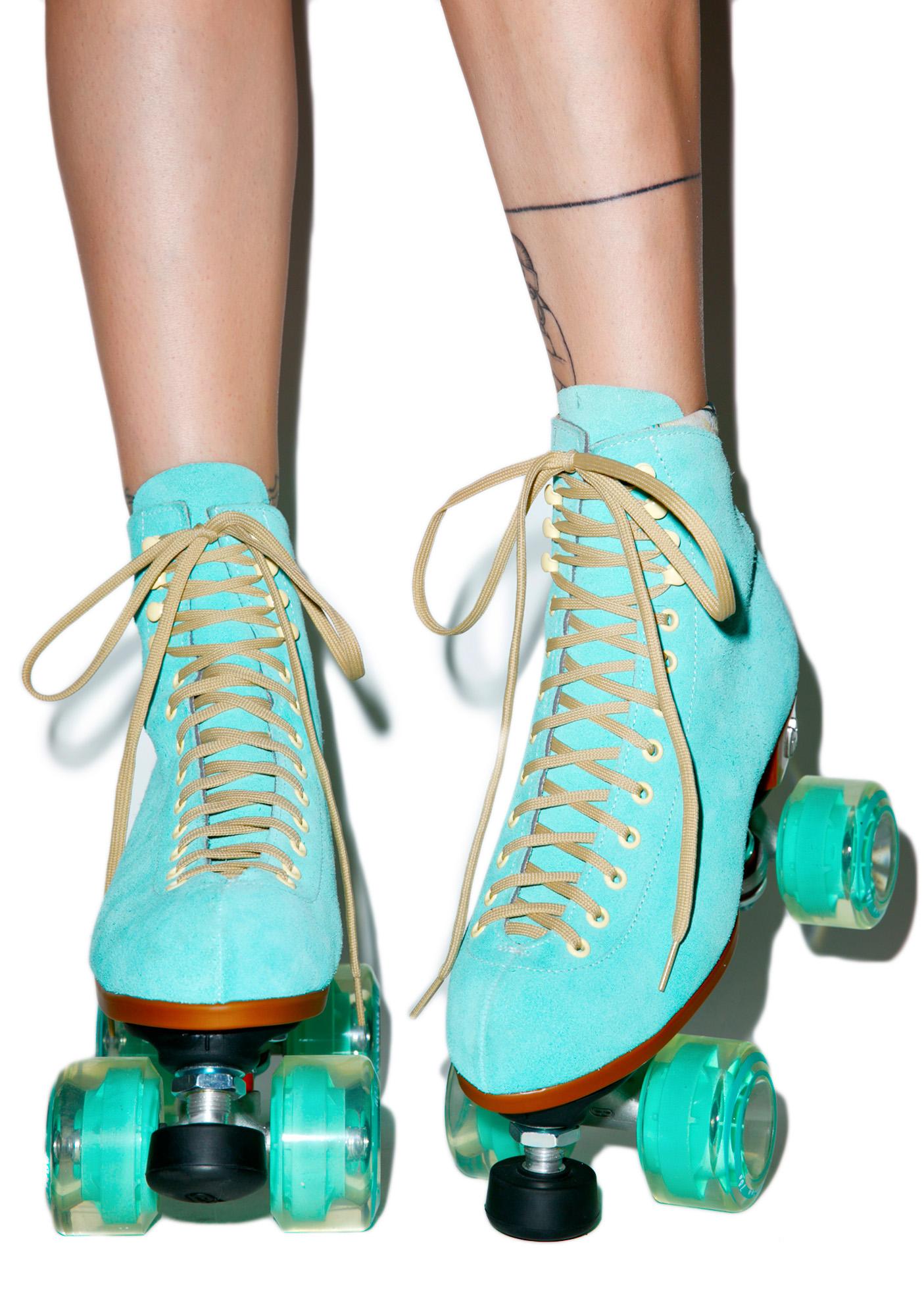 Nice Images Collection - Roller Skates Pastel Color , HD Wallpaper & Backgrounds