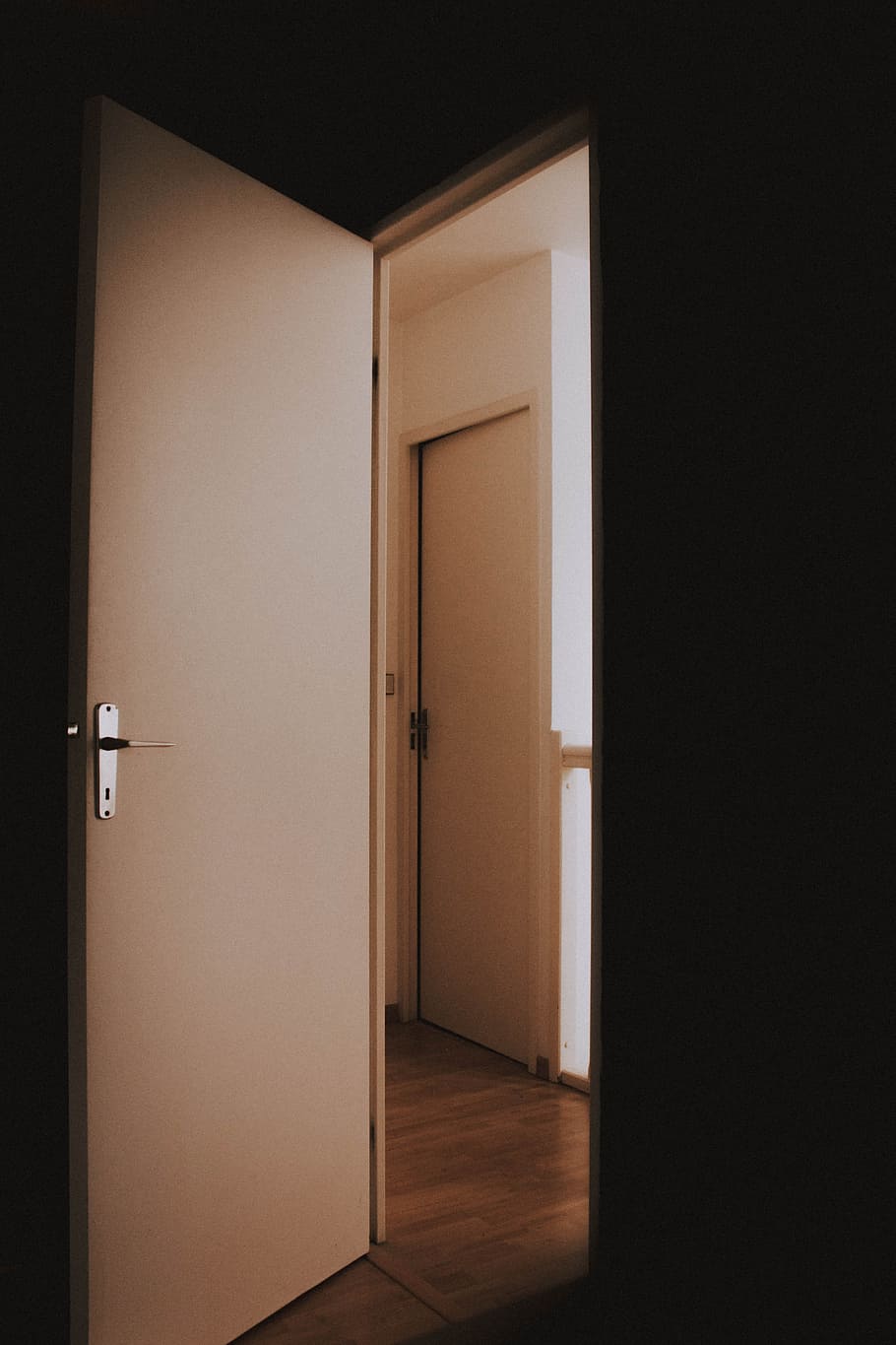 Opened Door, Light, Shadow, Entrance, Doorway, Hallway, - Wood Door Wallpaper Iphone , HD Wallpaper & Backgrounds
