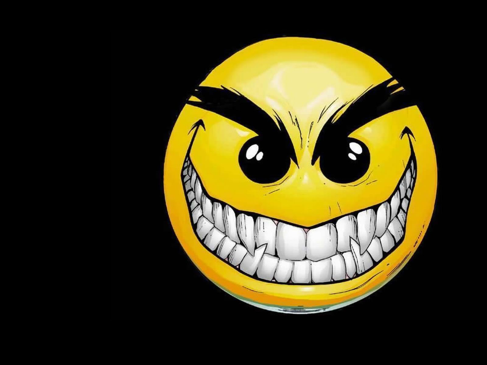 Smiley Face Wallpapers - Evil Smiley Face , HD Wallpaper & Backgrounds