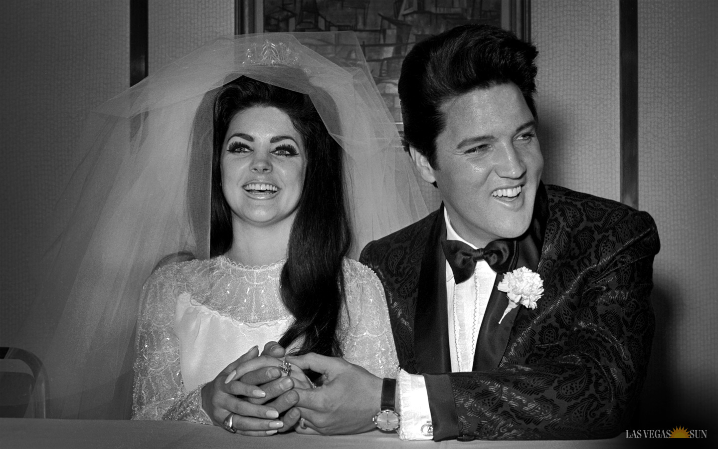 Elvis Presley And Priscilla Wedding , HD Wallpaper & Backgrounds