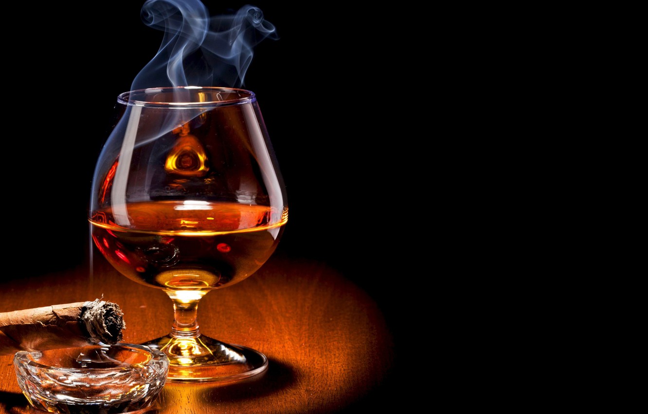 Photo Wallpaper Glass, Smoke, Food, Drink, Cigar, Alcohol, - Brandy And Cigar , HD Wallpaper & Backgrounds