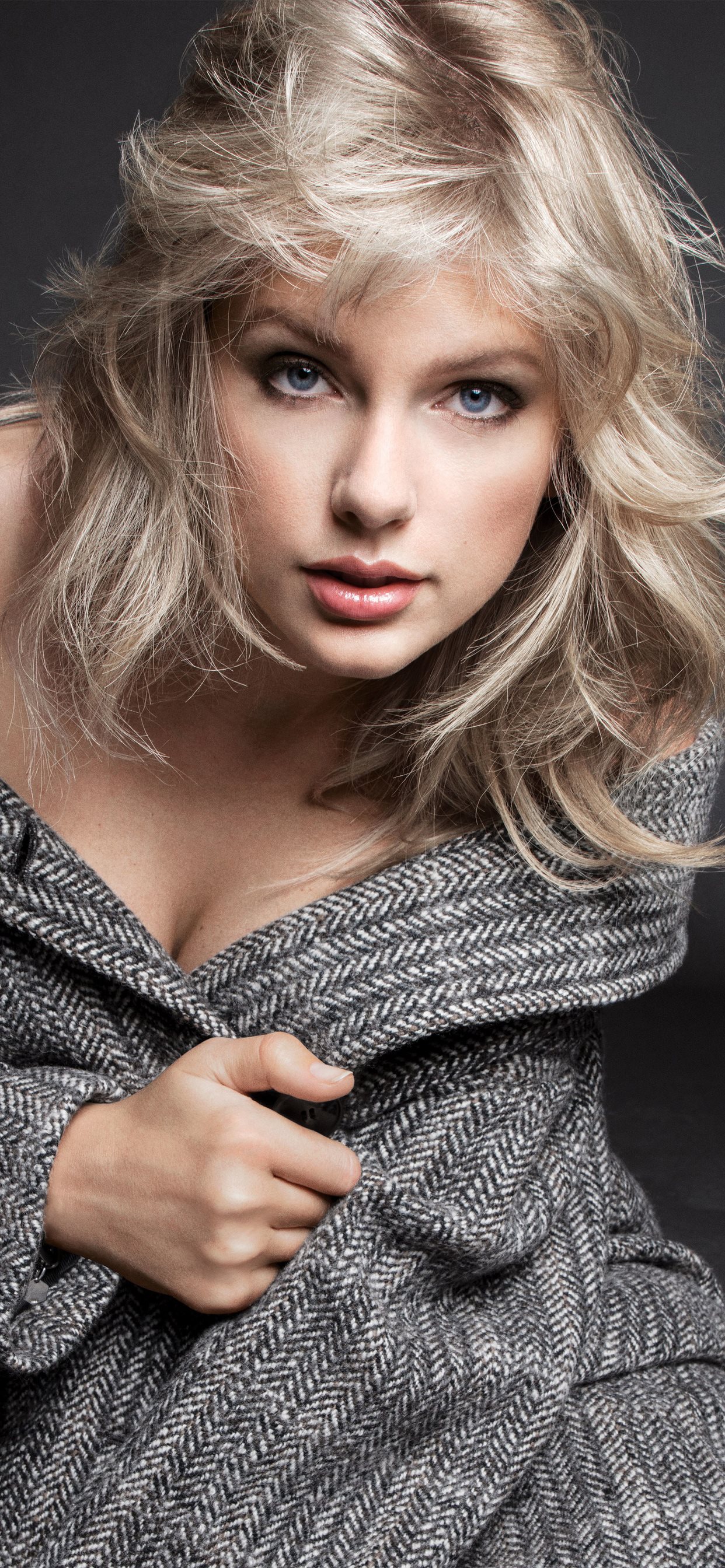 Taylor Swift Vogue 2019 , HD Wallpaper & Backgrounds