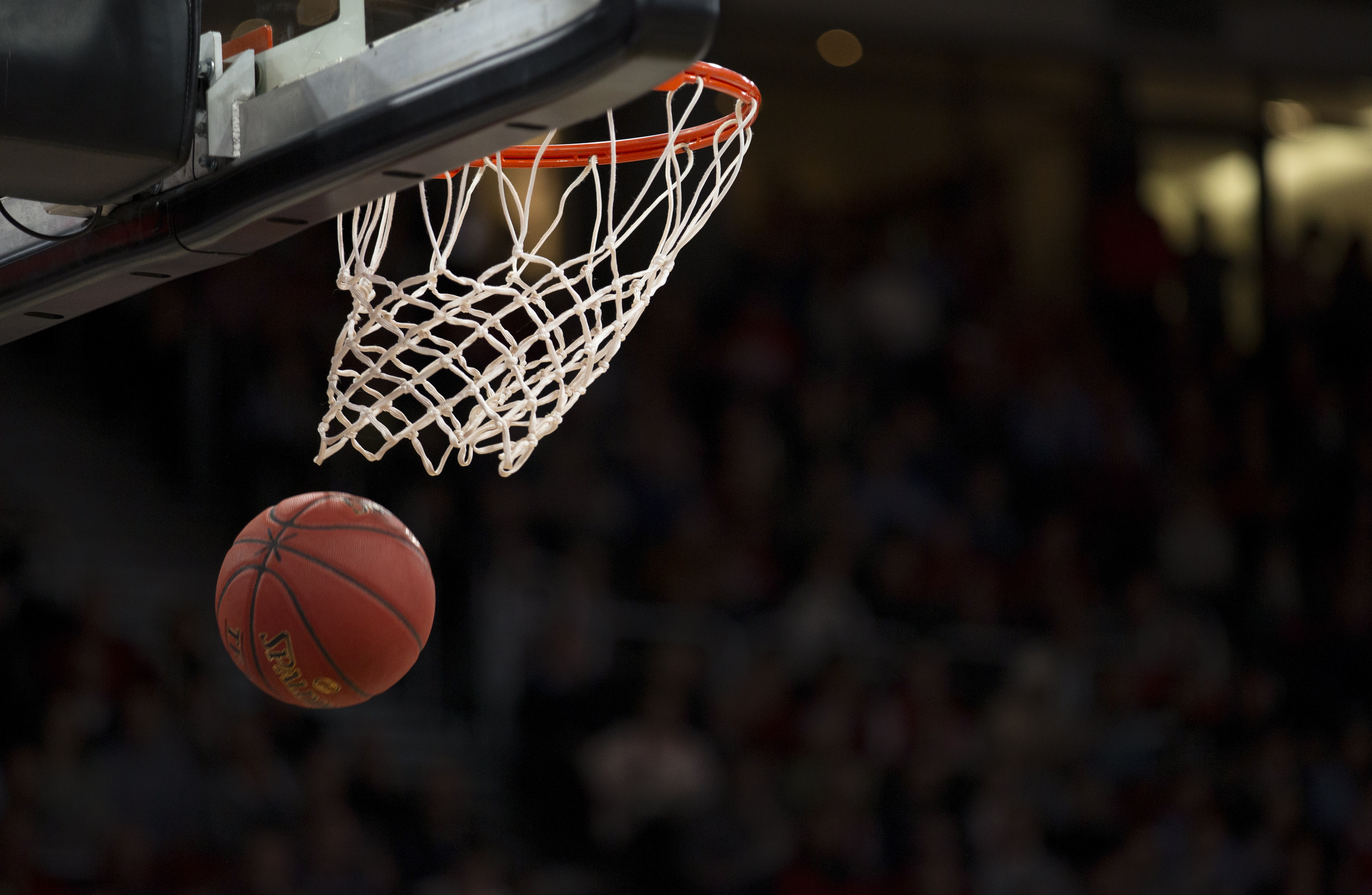 Basketball Court And Ball , HD Wallpaper & Backgrounds