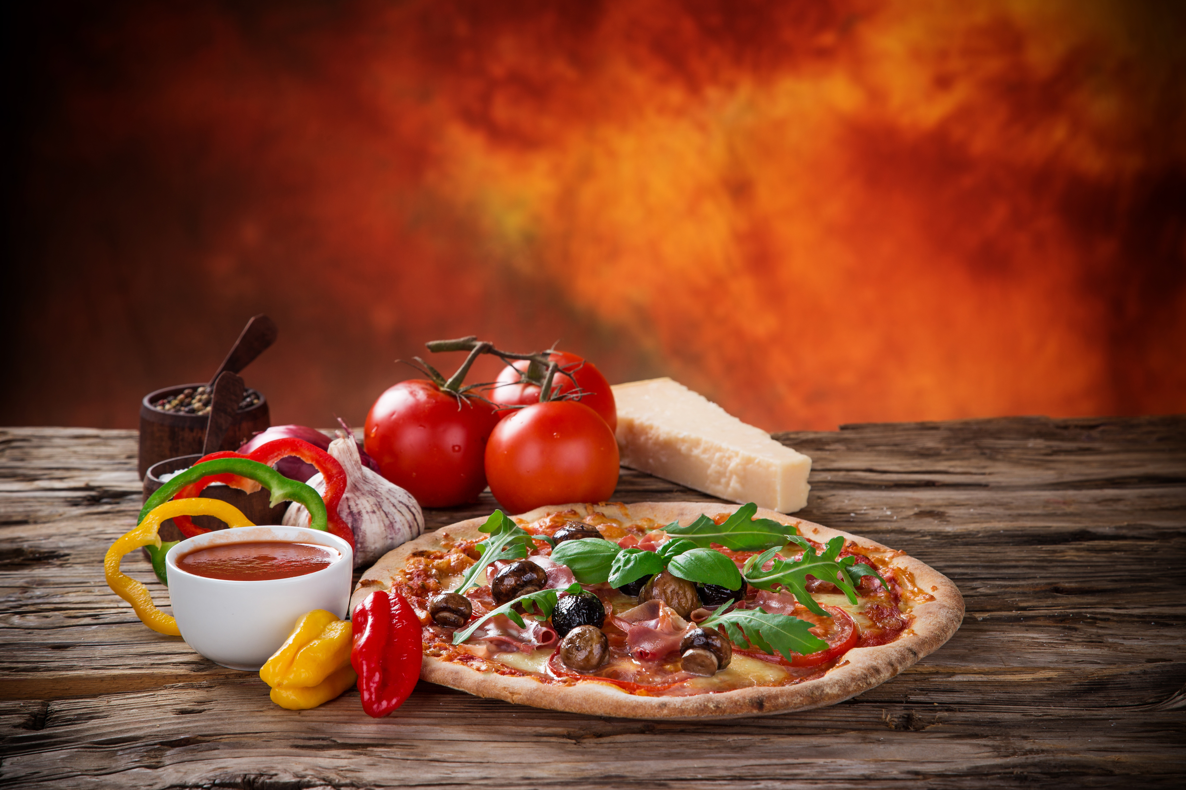 Pizza With Table Background , HD Wallpaper & Backgrounds