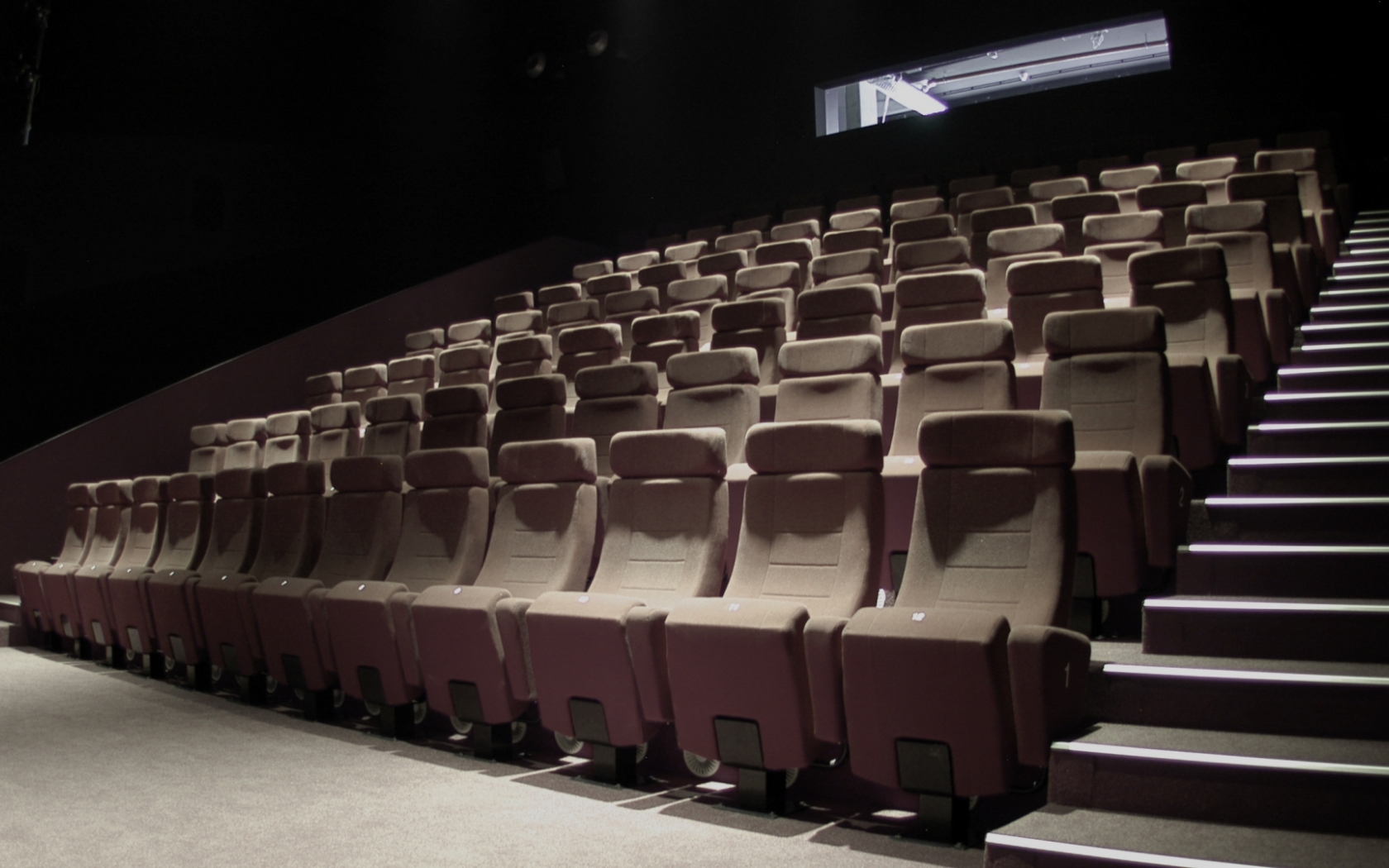 Generic Movie Theater Seats Home Theater Backdrops - Amc Boston Common Seats , HD Wallpaper & Backgrounds
