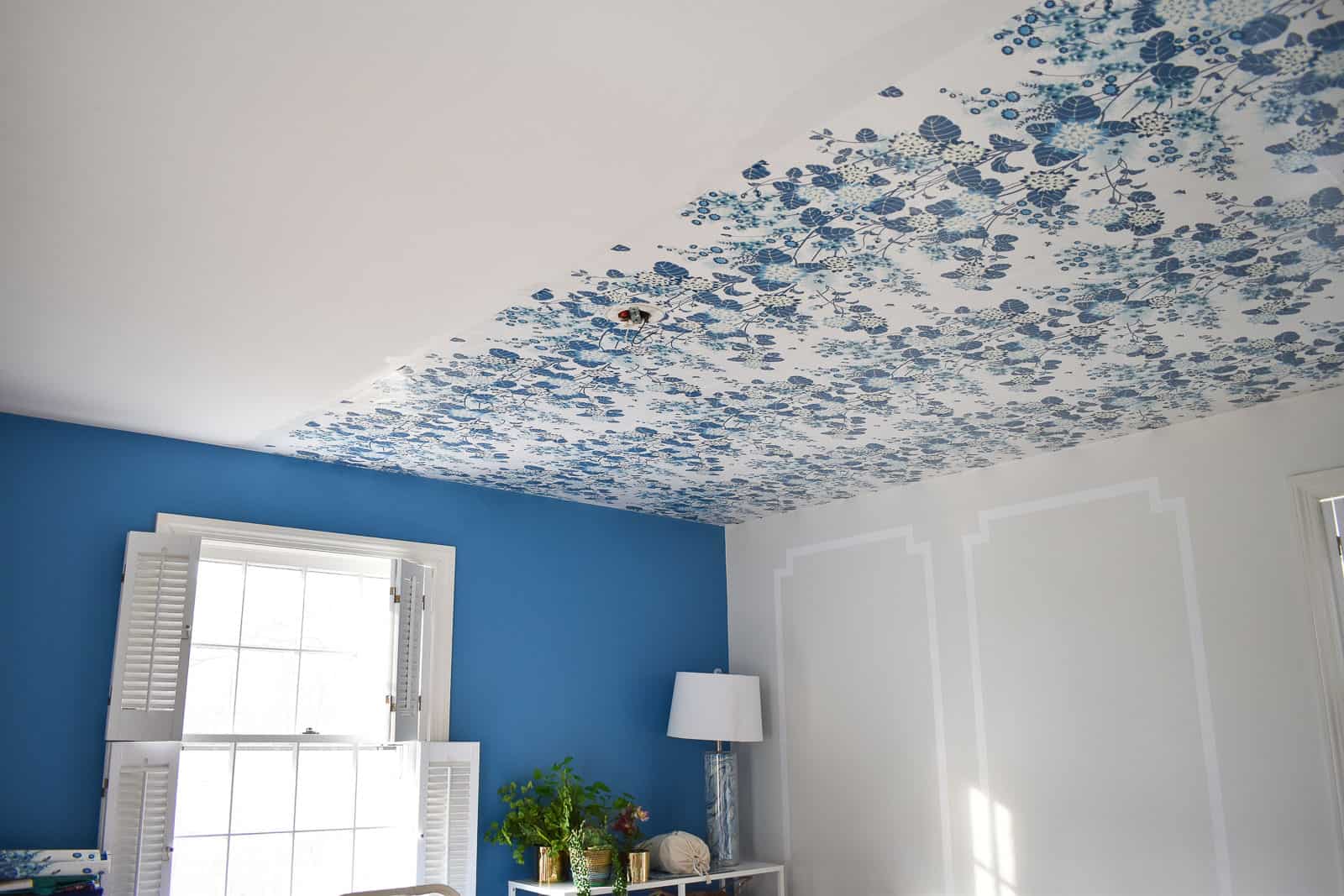 Removable Wallpaper For Renters - Ceiling , HD Wallpaper & Backgrounds