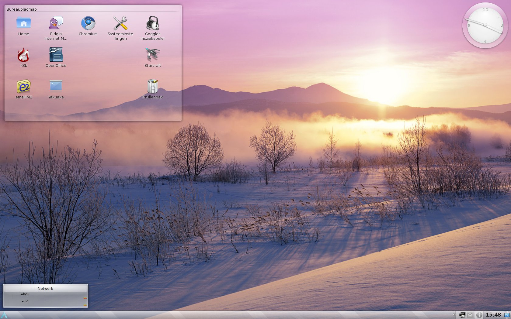 Latest Kde With A Wallpaper From One Of The Eastern - Desktop Themes For Windows 7 , HD Wallpaper & Backgrounds