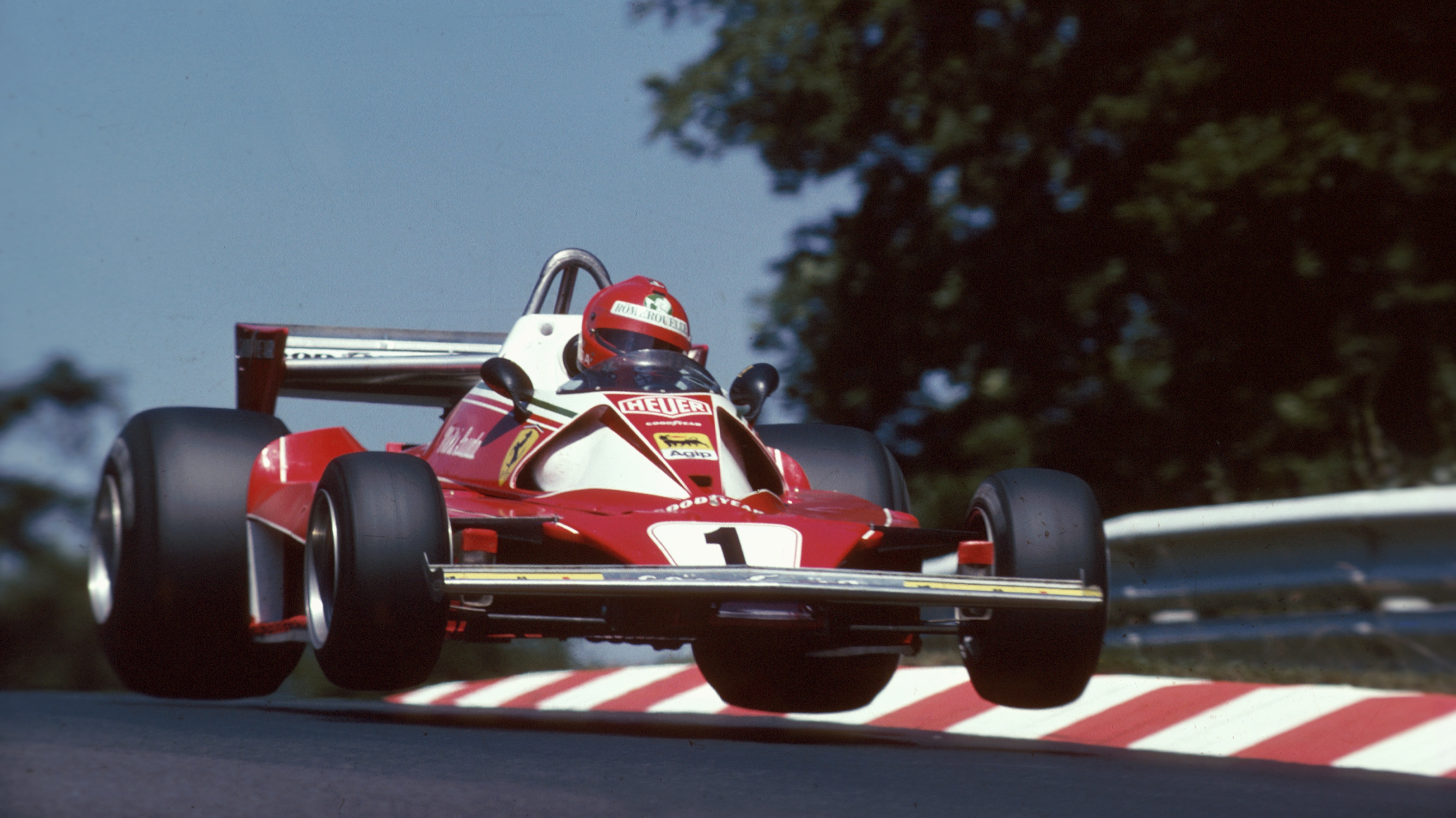 Formula 1 Wallpaper - Niki Lauda Nurburgring 1975 , HD Wallpaper & Backgrounds