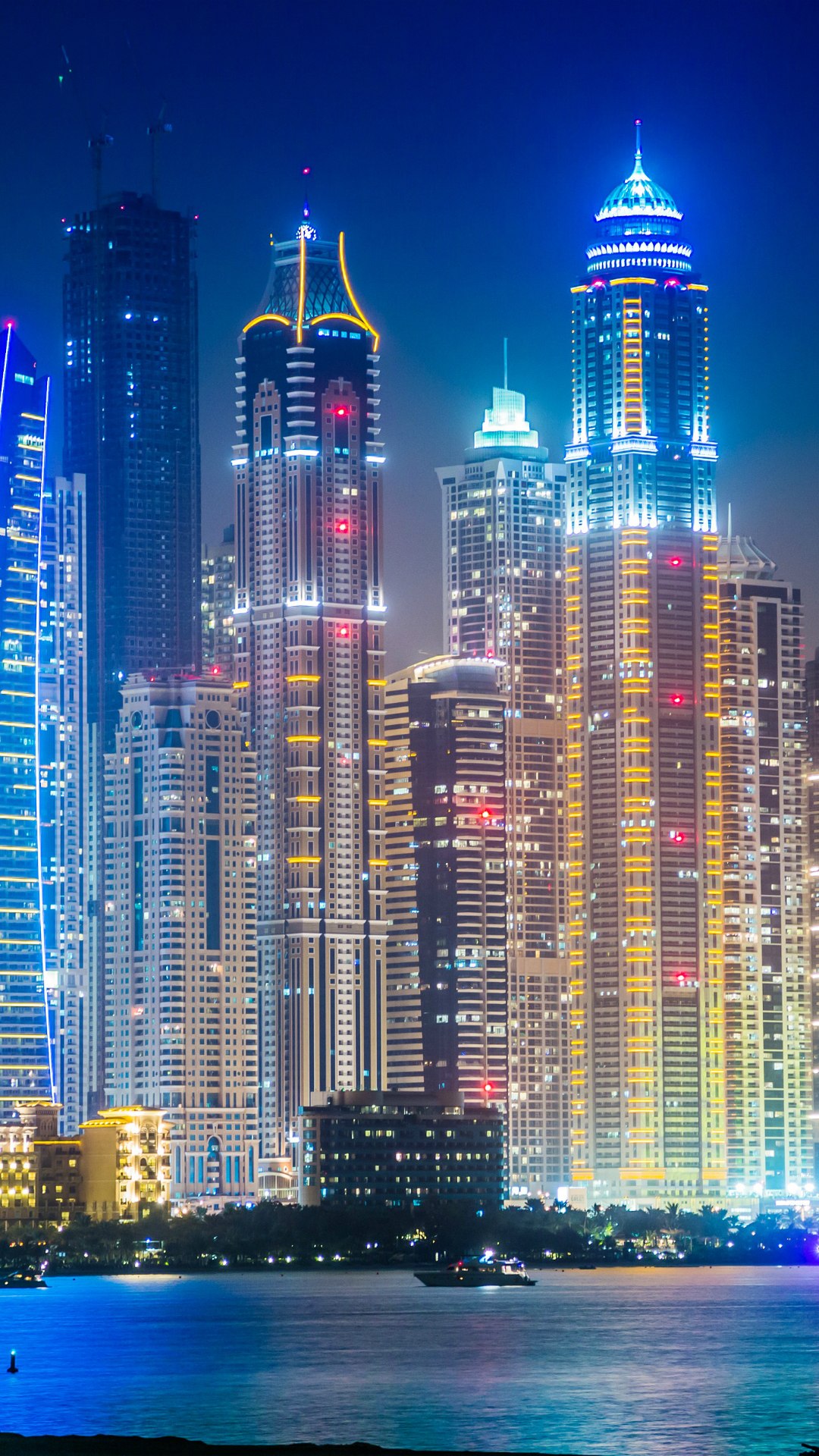 Dubai Live Night Skyscrapers Lights - Cityscape City Light Wallpaper Hd , HD Wallpaper & Backgrounds