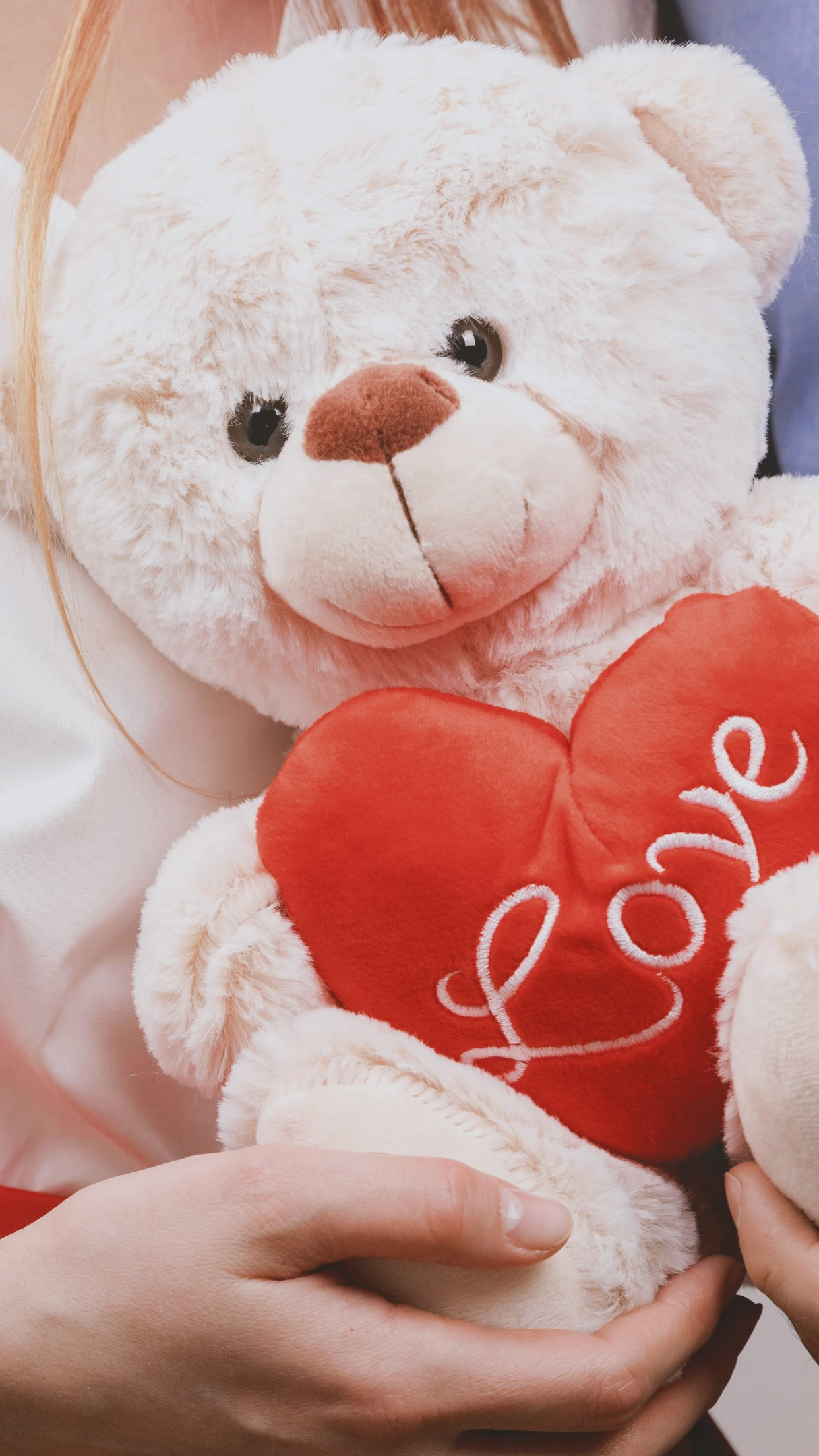 Wallpaper Couple Love Romantic - Teddy Day Images Download , HD Wallpaper & Backgrounds
