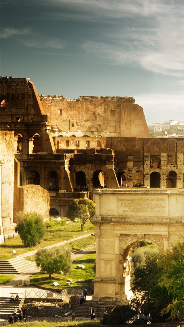 Colosseum Of Rome Iphone Wallpaper - Ancient Rome Hotels , HD Wallpaper & Backgrounds