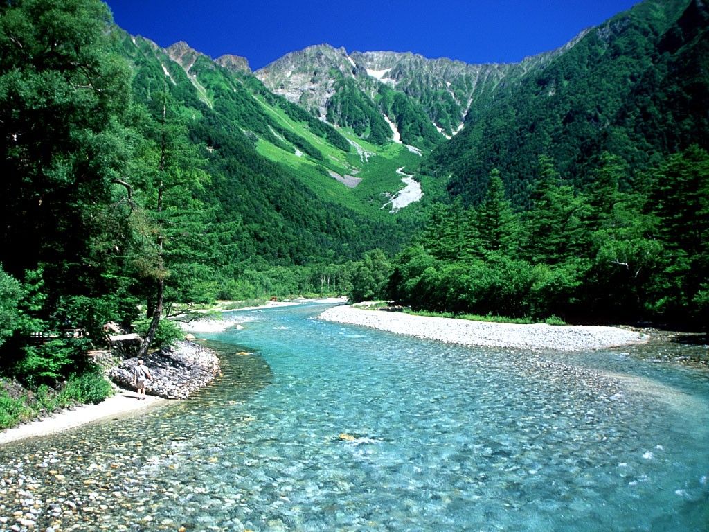 Kamikochi Forest Scenery River Japan Nature Mountain - Kamikōchi , HD Wallpaper & Backgrounds