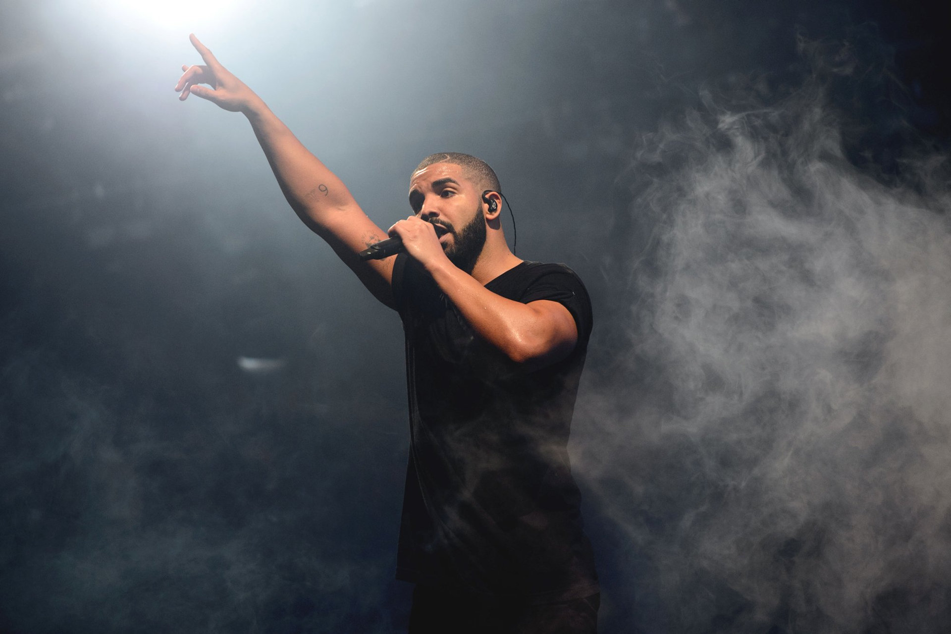 Free Download Drake Wallpaper Id - Drake Dark Lane Demo Tapes , HD Wallpaper & Backgrounds