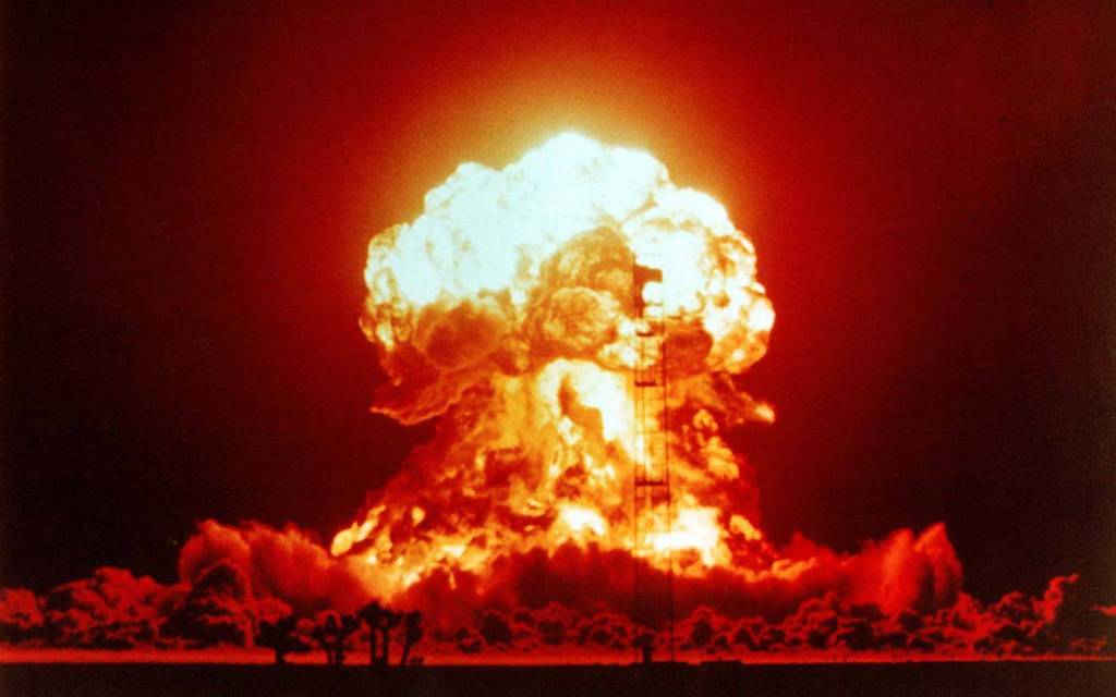 Nuclear Explosion , HD Wallpaper & Backgrounds