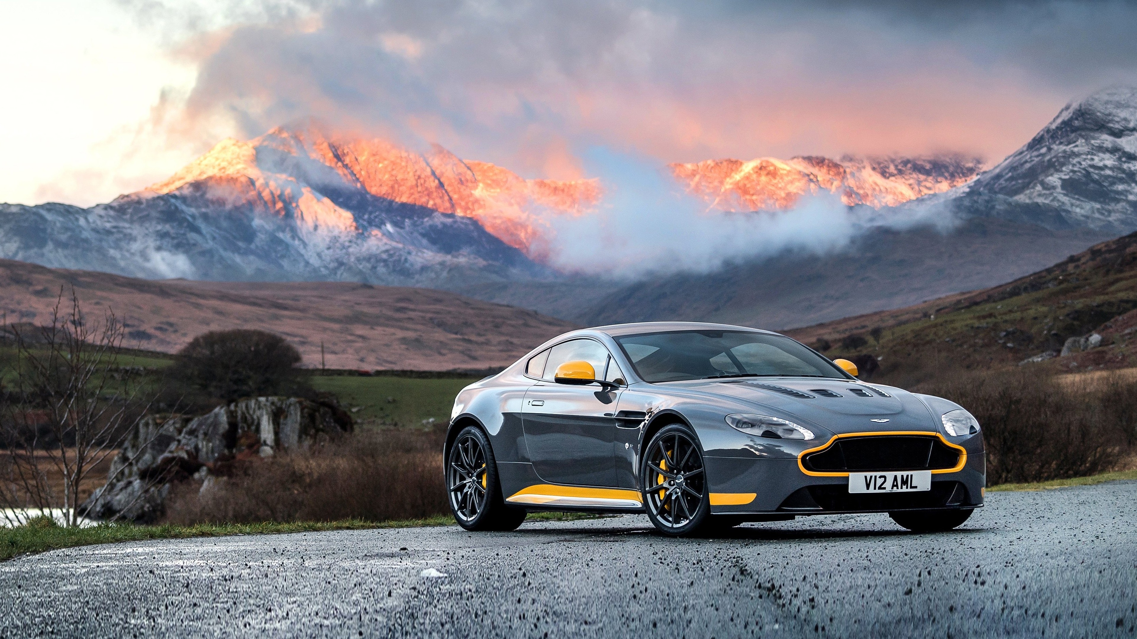 V12 Vantage S Vs , HD Wallpaper & Backgrounds