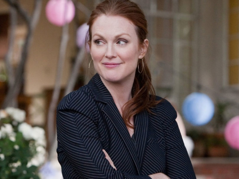 Hollywood Hot Actress Hd Wallpapers - Crazy Stupid Love Julianne Moore , HD Wallpaper & Backgrounds