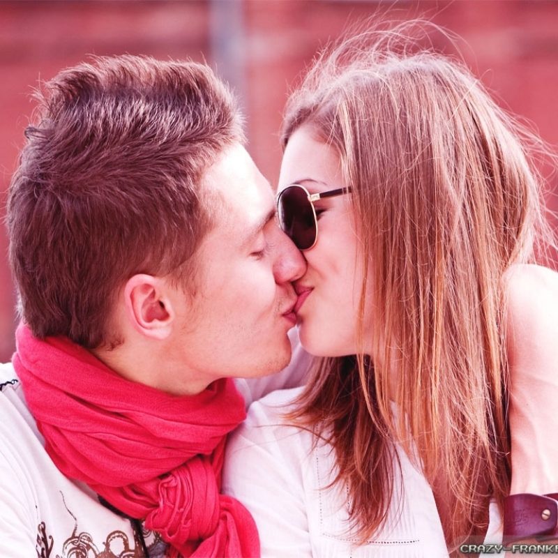 10 Most Popular Romantic Wallpapers Of Kiss Full Hd - Lip Kiss Hd Wallpapers 1080p , HD Wallpaper & Backgrounds