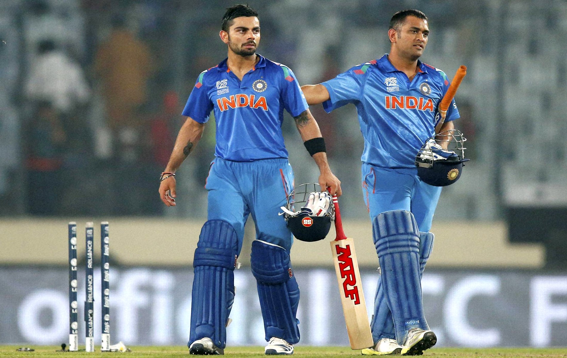 Virat Kohli And Dhoni , HD Wallpaper & Backgrounds